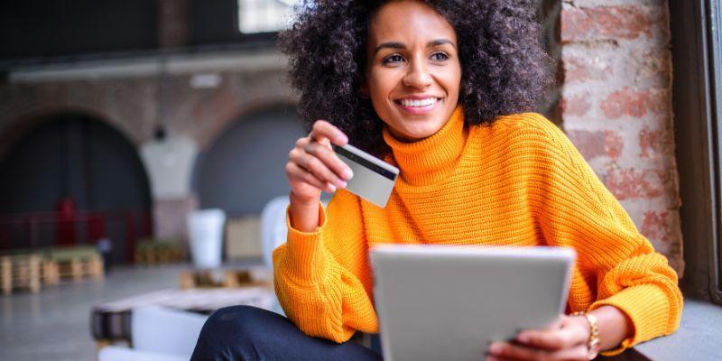 Customer-enjoying-online-shopping-and-payment-due-to-modernized-banking