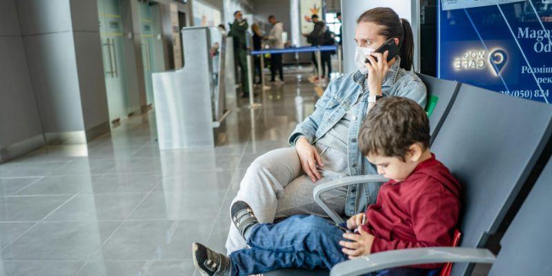 How Micro Moments Improve Customer Experience 1 what are micro-moments in customer service