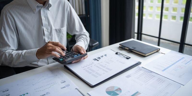 what is compliance in banking