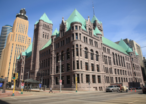 Hennepin County Adopts Smarter Lobby Queuing with Wavetec