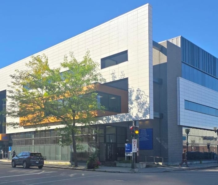 How CLSC de Chicoutimi Streamlined Patient Flow management with Wavetec