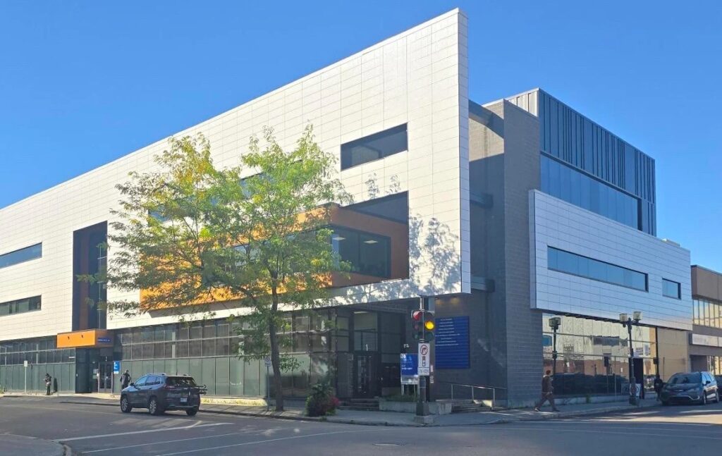 CLSC de Chicoutimi Qubec, Canada 2 How CLSC de Chicoutimi Streamlined Patient Flow with Wavetec
