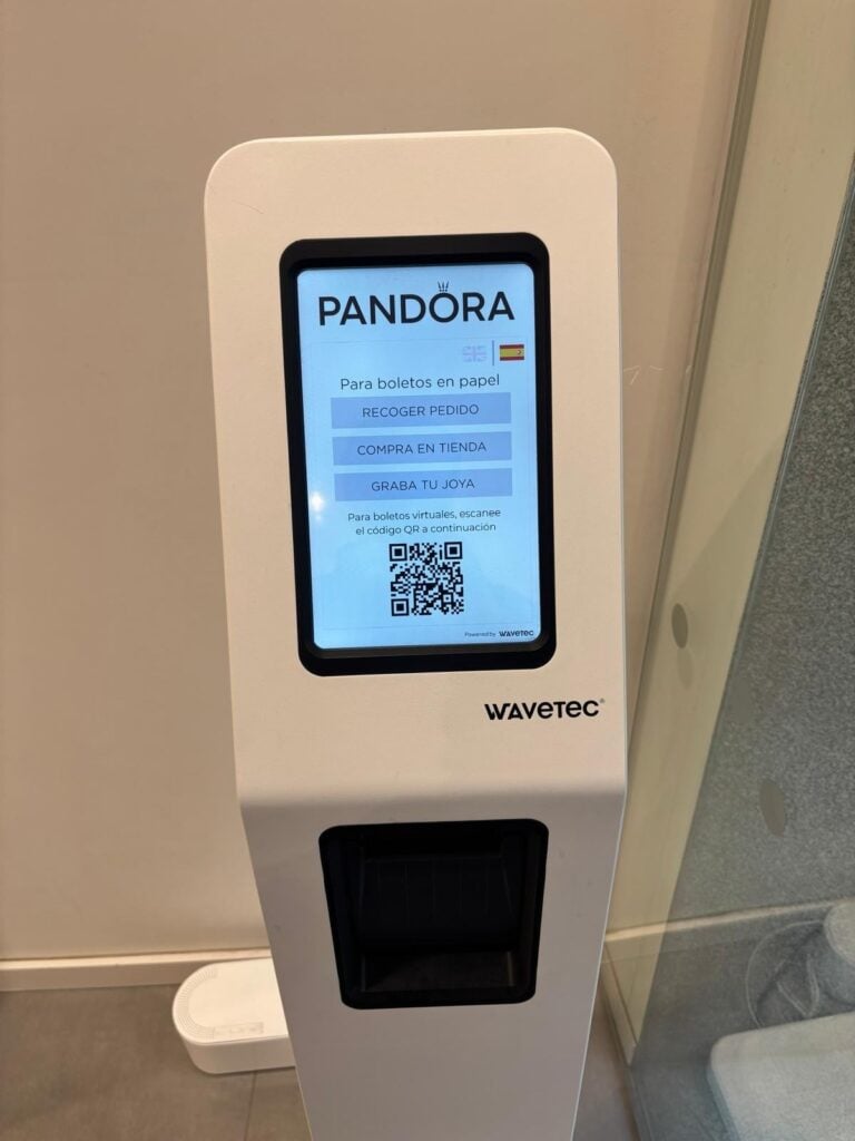 How Pandora Spain Created a Seamless Customer Journey with Wavetec 4 How Pandora Spain Created a Seamless Customer Journey with Wavetec Queue management system b19 kiosk